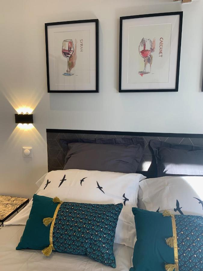 La Glycine B&B Sainte-Colombe  Экстерьер фото